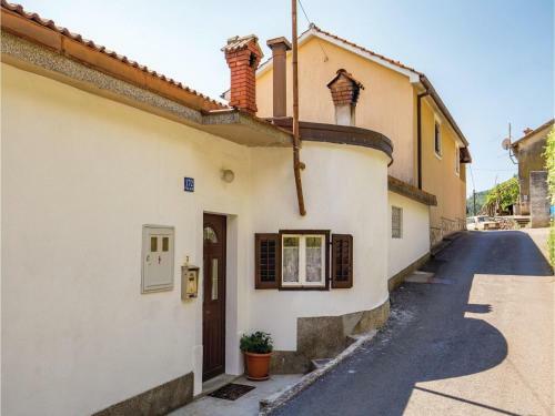 One-bedroom Apartment In Poljane