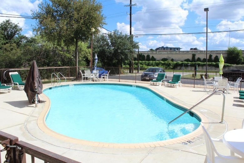 Hotel Comfort Inn Fiesta At Six Flags