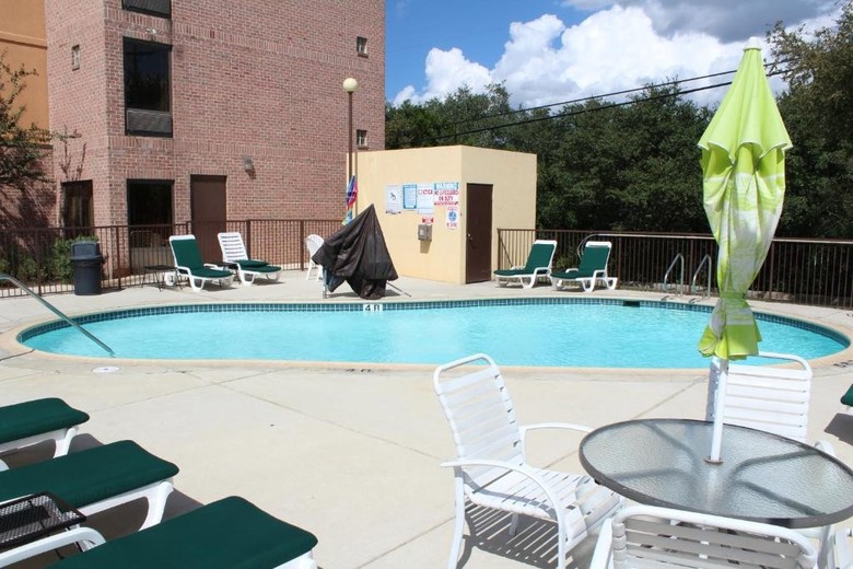 Hotel Comfort Inn Fiesta At Six Flags