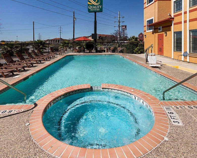 Hotel Quality Suites San Antonio