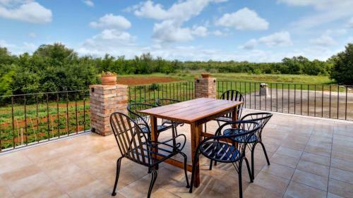 Holiday Home Marija (prc146)