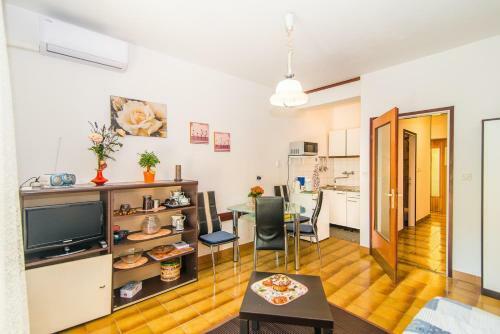 Apartamentos Natalia Kadum