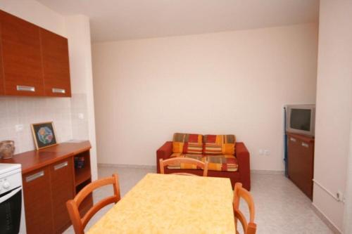 Seaside Apartments With A Swimming Pool Posedarje (novigrad) - 6162