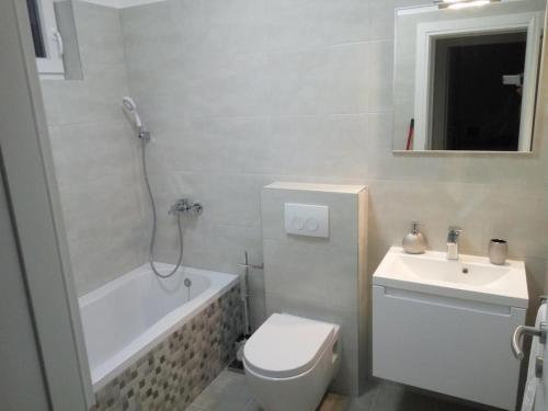 Seaside Holiday House Posedarje (novigrad) - 15961