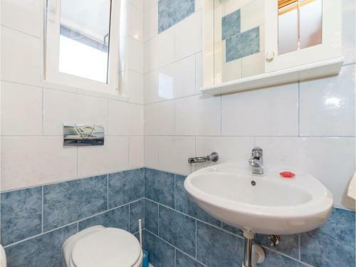 Three-bedroom Apartment In Povile