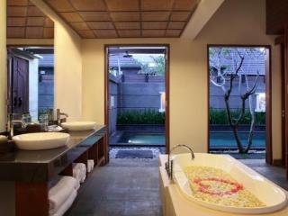 Hotel Nyuh Bali Villas