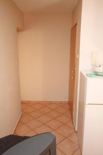 Apartment Povljana 7505c