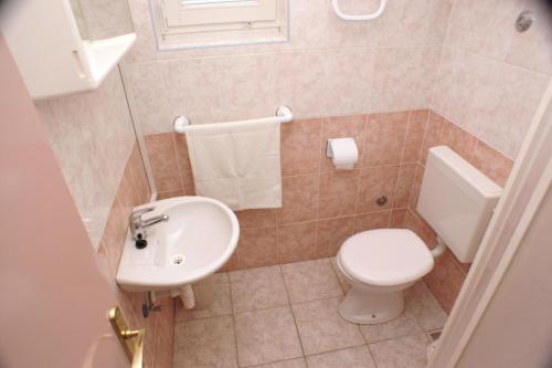 Apartments With A Parking Space Povljana (pag) - 233