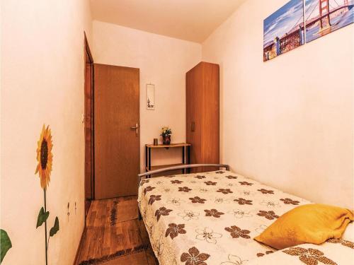 Apartment Povljana 02