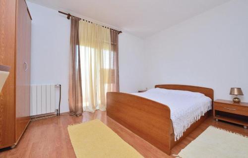 Apartments With A Parking Space Vlasici (pag) - 12766