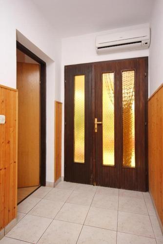 Apartments With A Parking Space Povljana (pag) - 9405