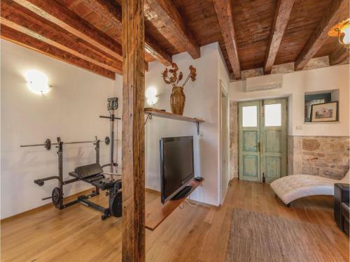 Holiday Home Preko Put Kusterinih