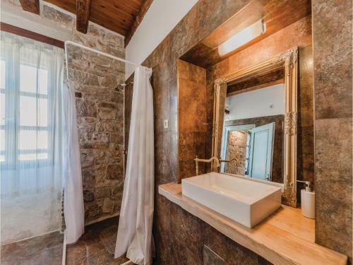 Holiday Home Preko Put Kusterinih