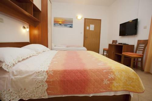 Apartamentos Studio Promajna 2592a