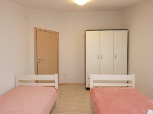 Apartment Darko 1439
