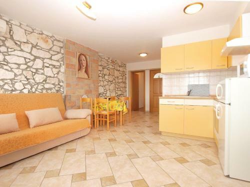 Apartments Kristina 1531