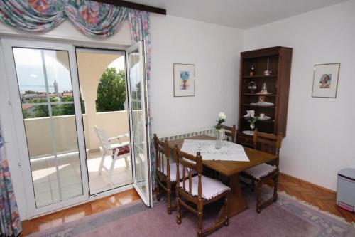 Apartments With A Parking Space Banjol (rab) - 5022