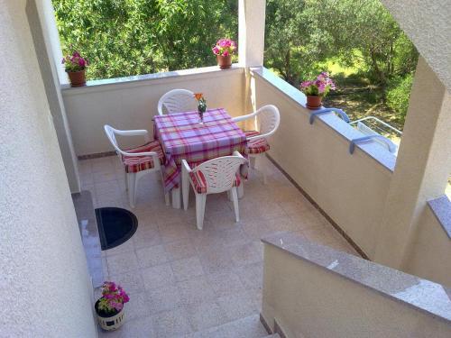Apartment Banjol 15463b