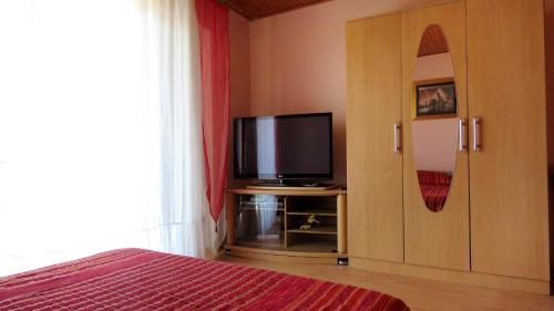 Apartments With A Parking Space Barbat (rab) - 4988
