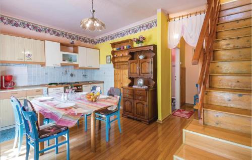 Two-bedroom Holiday Home In Rakalj