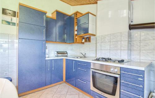 Two-bedroom Apartment In Rakalj
