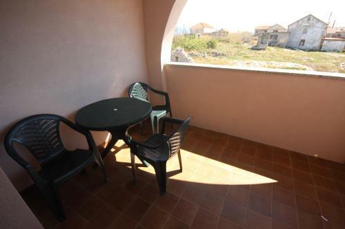 Apartments Njaco