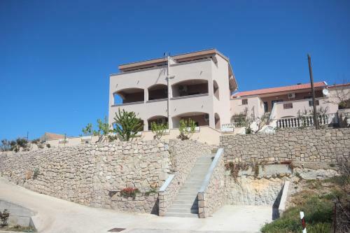 Apartments Njaco