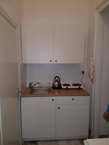 Apartments With Wifi Rijeka - 13496