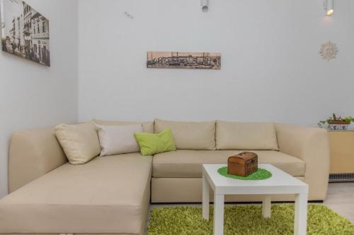 Apartments With Wifi Rijeka - 16021