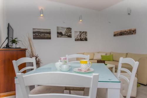Apartments With Wifi Rijeka - 16021