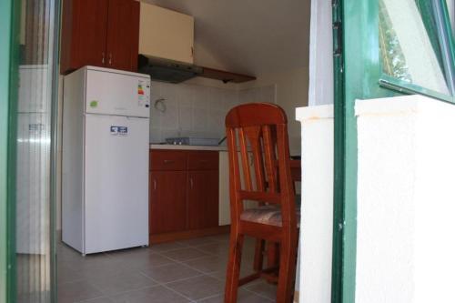 Apartments By The Sea Rogoznica - 3301