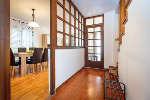 Holiday House Casa Maria