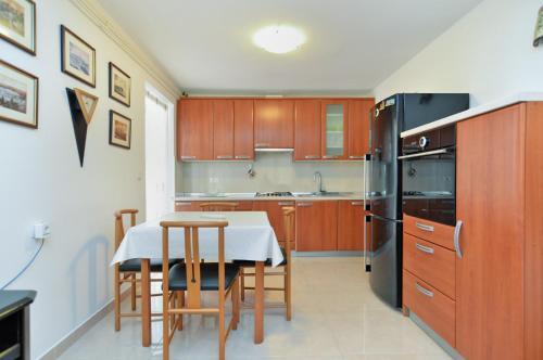 Apartment Snjezana 1064