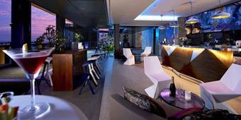 Hotel Carlton City