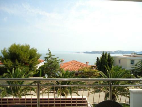 Luxury Apartment Pelargonija In Monterosso Resort