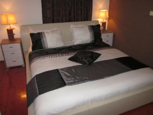 Apartments With A Parking Space Seget Vranjica (trogir) - 12145