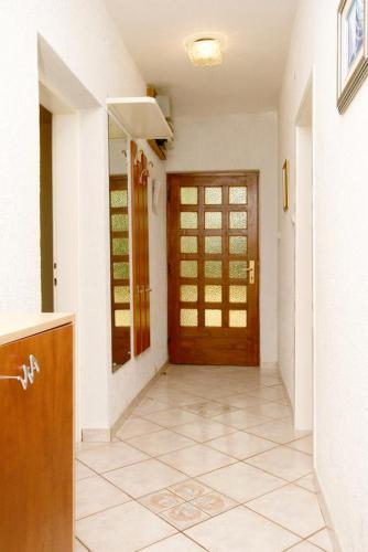 Apartment Selce 5480b