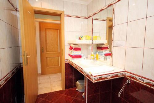 Apartments By The Sea Selce (crikvenica) - 5206