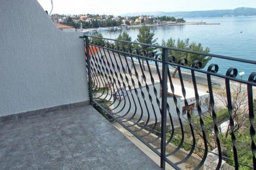 Apartments By The Sea Selce (crikvenica) - 5206
