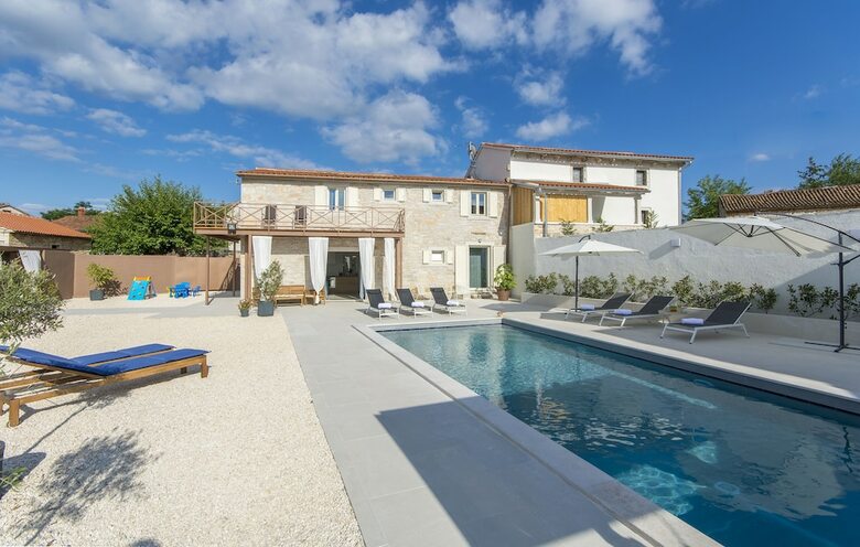 Villa Famiglia