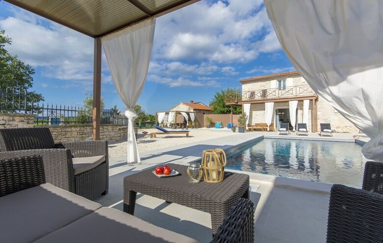 Villa Famiglia