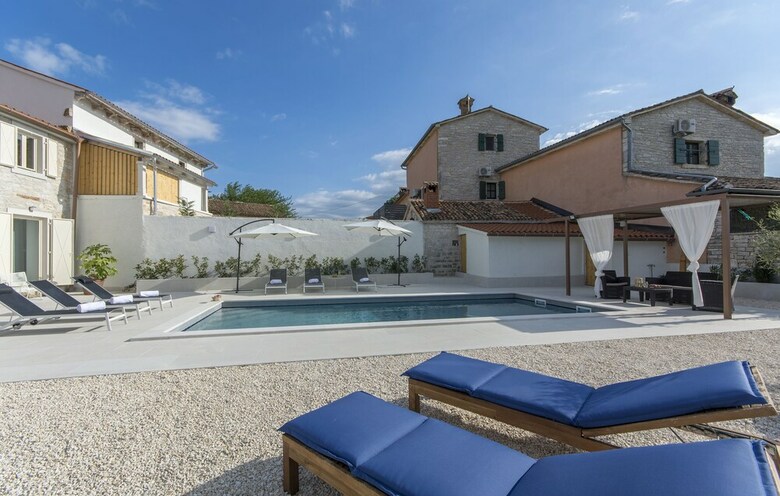 Villa Famiglia