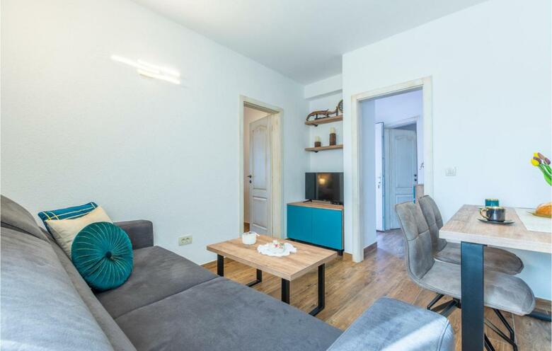 Holiday Home Sestanovac Put Zezevice