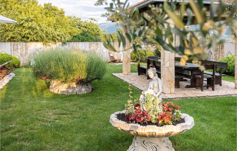 Holiday Home Sestanovac Put Zezevice