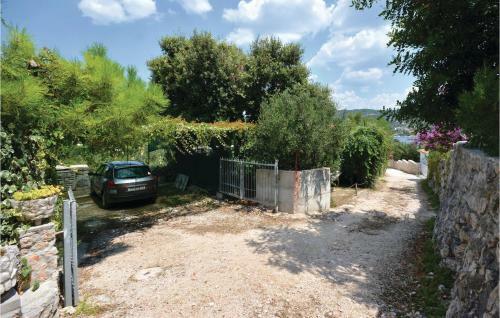 Holiday Home Mala Ostrica I