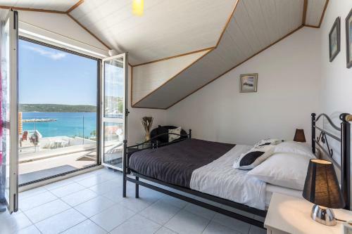 Holiday Home In Sevid 7366