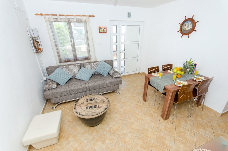 Apartments Otjana