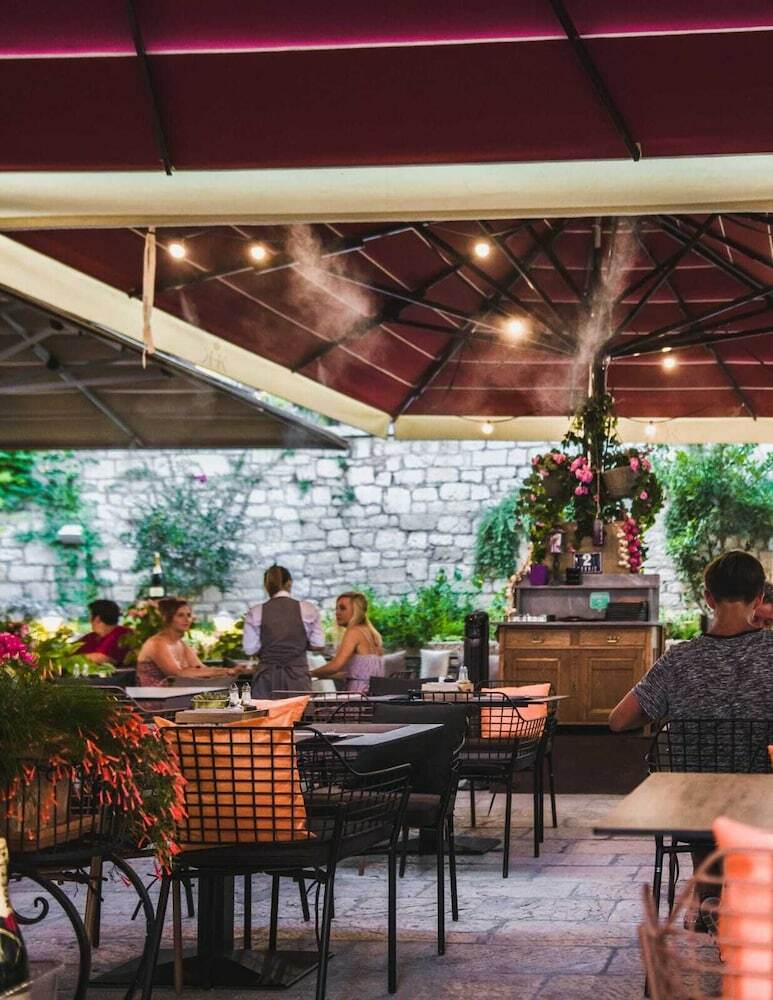 Heritage Hotel King Kresimir - Adults Only