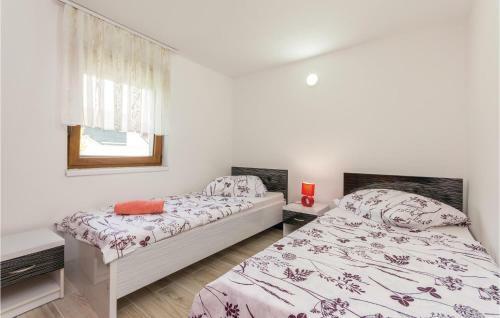 Four-bedroom Holiday Home In Sikovo