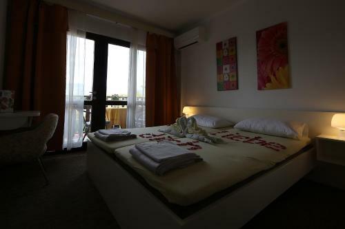 Hostal Guest House Zeba & Riviera